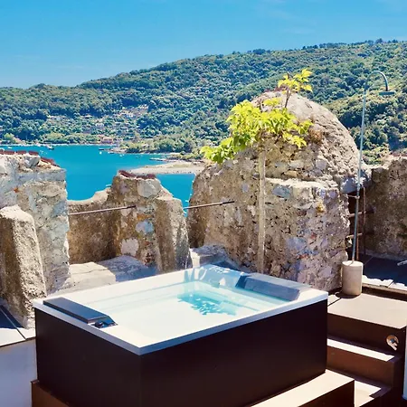 Capitolare Tower Villa *