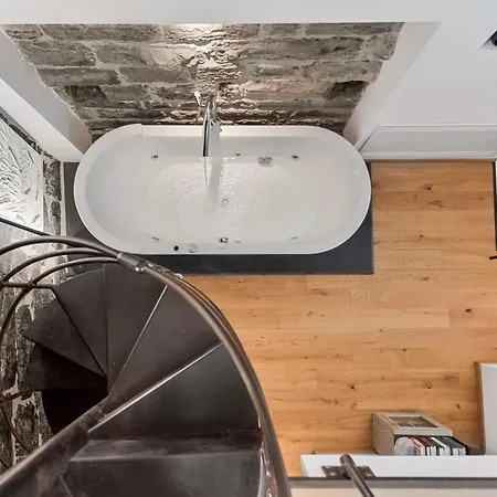 Вилла Capitolare Tower *