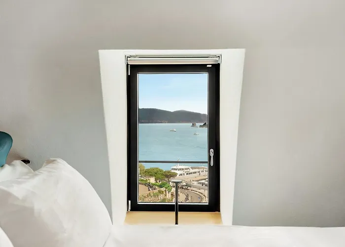 Capitolare Tower * Porto Venere